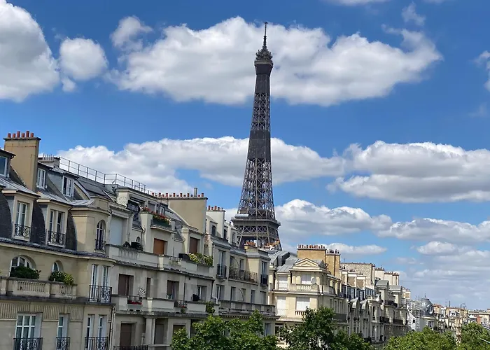 Hotel Le Cercle Tour Eiffel Parigi